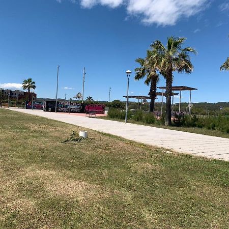 Apartamento Para 5 Personas Frente Al Mar Con Piscina Y Parking Кубельес Экстерьер фото