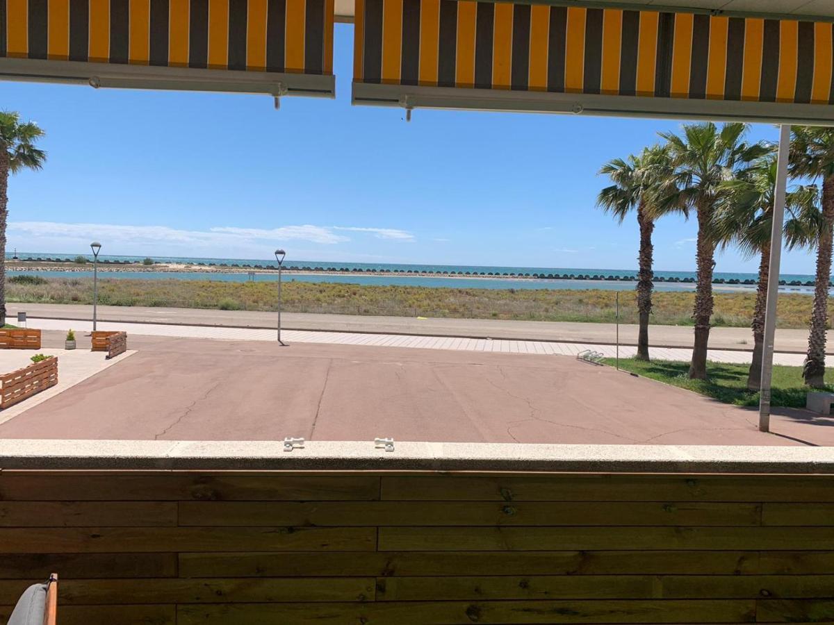 Apartamento Para 5 Personas Frente Al Mar Con Piscina Y Parking Кубельес Экстерьер фото